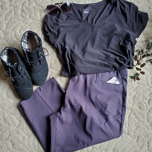 NWT Terra and Sky Millennium Capri Pants|  Size 1X. (16W-18W) | Grey.        *A*